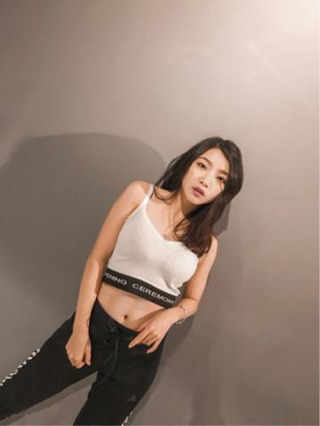 璠璠-你的體態與自信養成教練 - 