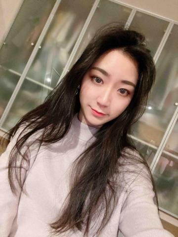 提供寫文服務的專家簡珮如