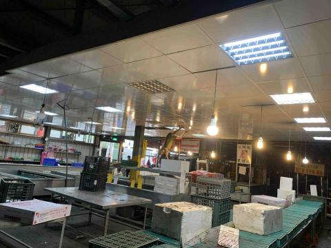 睿鼎輕鋼架企業社 - 市場輕鋼架板材更換