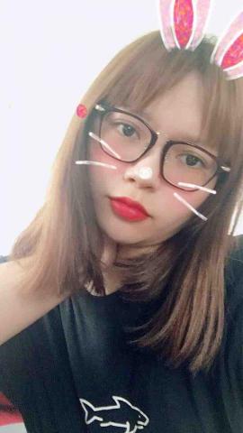 提供唱歌唱歌服務的專家康帷程