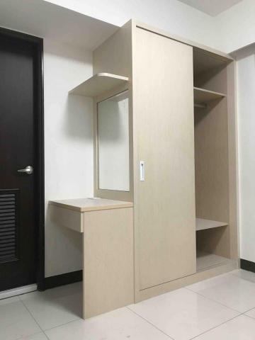 榆辰窗簾地板壁紙室內裝璜統包工程 - 