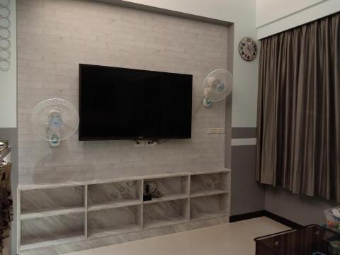 萬室新空間設計 - 因應業主需求，訂製開放式系統櫃完工照。