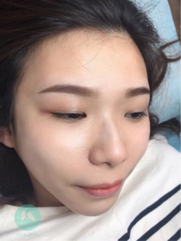 畫眉鳥與綠繡眼時尚半永久紋繡藝術美學 - 霧眉ㄧ週後留色