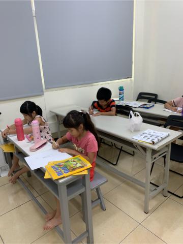 冠昇老師/黑核Studio/衣架子Studio -  英語基礎及會話教學