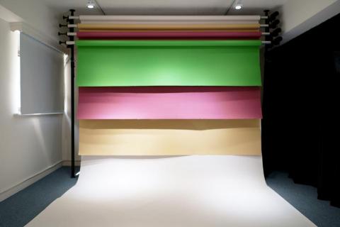 KOLeader凱歐整合行銷_網路自媒體工會_特約廠商 - 四色背景紙_攝影棚