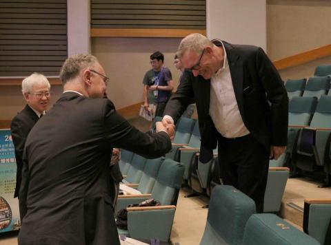 Pin - 燒傷協會年會