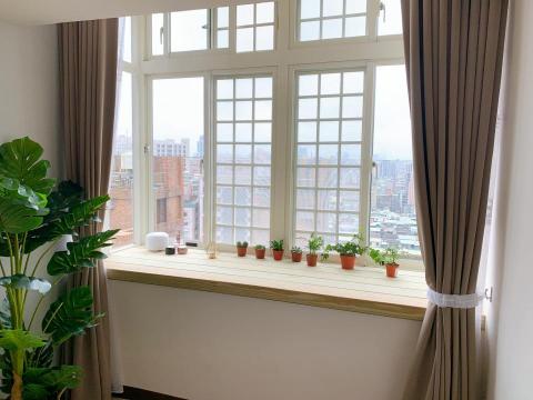 樸昱地板 - 南方松窗台施工 樸昱地板 - 南方松窗台施工