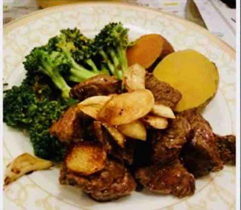 曾媽媽 - 媽媽個人餐 好吃 ?營養滿分? 全部都我煮的