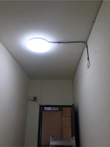 丁丁 - 燈具移位