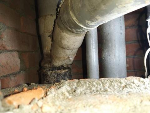 辰杰水電工程行 - 公共管道間抓漏~~