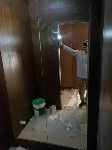 名川玻璃工程行 - 電梯玻璃完工