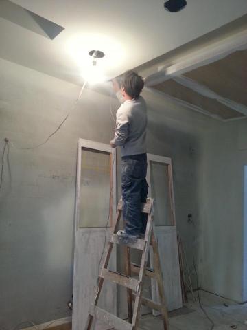 房屋修膳 - 油漆粉刷