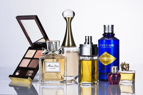 李歡Lee Huan 攝影事務所 - 化妝品情境