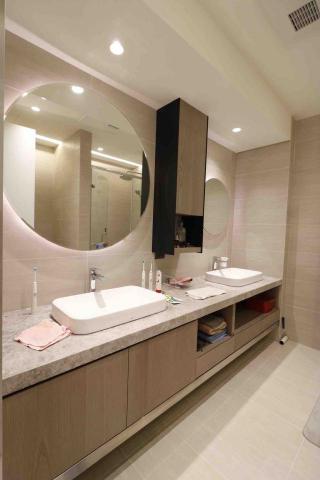 宙灃裝璜工程有限公司 - 廁所木工施工