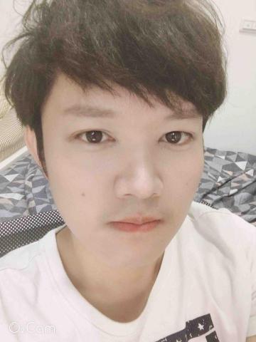 提供2049國泰服務的專家邱昶瑋