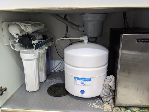 超極電腦科技行 - RO逆滲透安裝