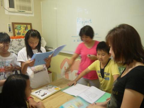 Comet - project presentation
英文小說學期報告