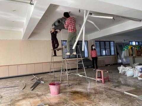 皇裕安防科技有限公司 - 青年路商辦大樓
室內規劃設計
放樣拆除及弱電工程 皇裕安防科技有限公司 - 青年路商辦大樓
室內規劃設計
放樣拆除及弱電工程