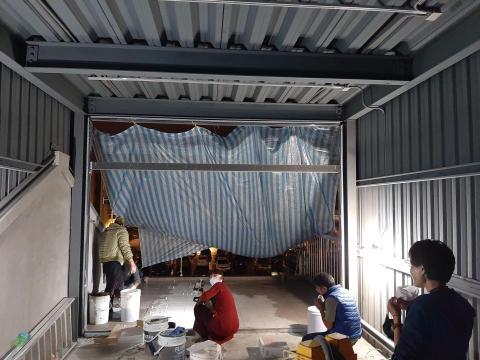 善億 - 貼到晚上還在貼