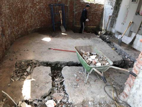 FB:秉承企業社 - 
