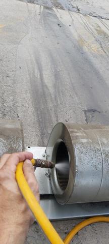 黃國賢 - 車麗屋汽車精品五甲店隱藏式送風機清洗