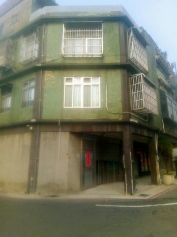 許銘峻 - 外牆防水拉皮