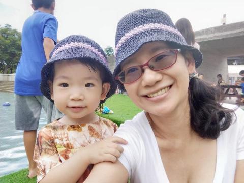 提供養貓咪服務的專家黃凱西