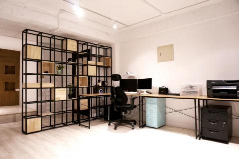 kai - W Flat
在台中的住家室內設計。40年的老房子，30年的裝潢全部砍掉重練。