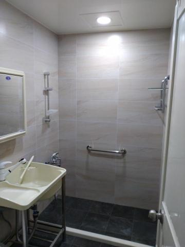 鴻駿宅修工程有限公司 - 