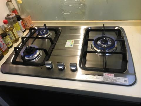 蔡先生 - 三口瓦斯檯面爐 竣工照