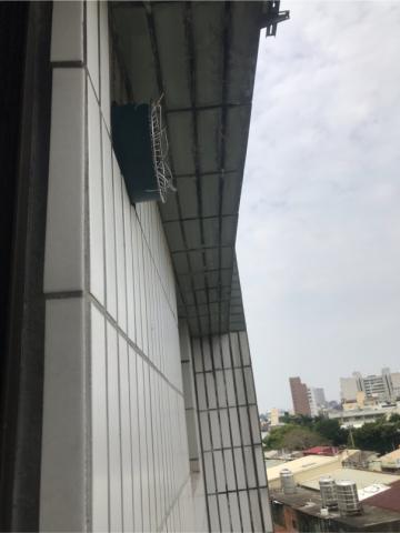 蔡先生 - 油煙機排風管因麻雀築巢而影響機器
重新更換及加裝防鳥網