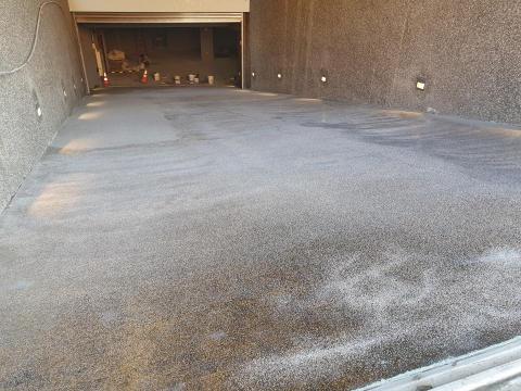 李致緯 - EPOXY車道施作