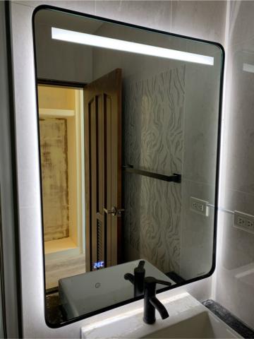 博鑫水電 - 浴室鏡（連結手機藍芽播放音樂）