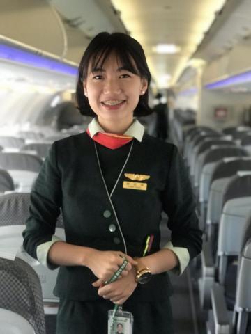 提供長榮股價服務的專家Leilei好蕾