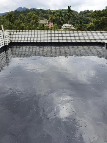 李致緯 - 屋頂PU施作