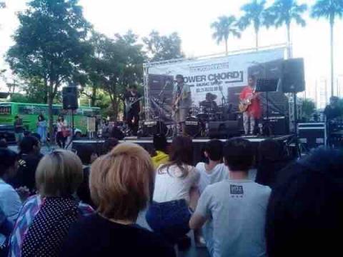 What&rsquo;s up! Taiwan - 遠百前廣場表演