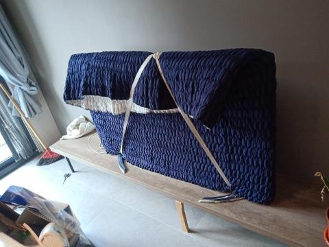 白浪岸搬家 - 液晶電視保護