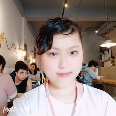 藍珮瑄 - 提供Office課程的專家 藍珮瑄 - 提供Office課程的專家