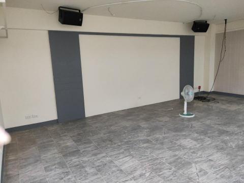 七彩油漆工程 - 展場改色刷新