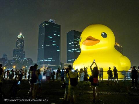 提供內衣flickr服務的專家TAZ 劉