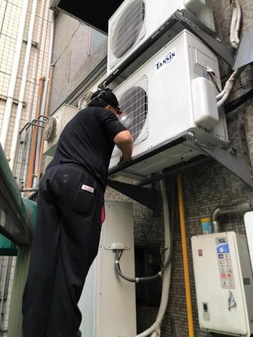 舜迪興業有限公司 - 室外機清洗
