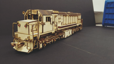 提供雷射雕刻機服務的專家呂建寬