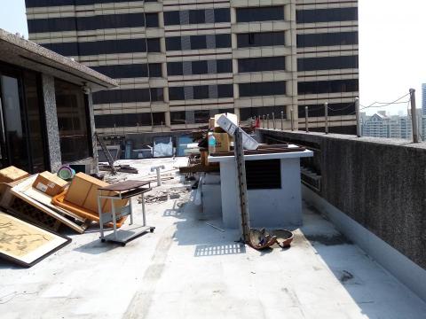 藍全能工作室 - 民生一路201號18樓之一樓頂防水施工 藍全能工作室 - 民生一路201號18樓之一樓頂防水施工