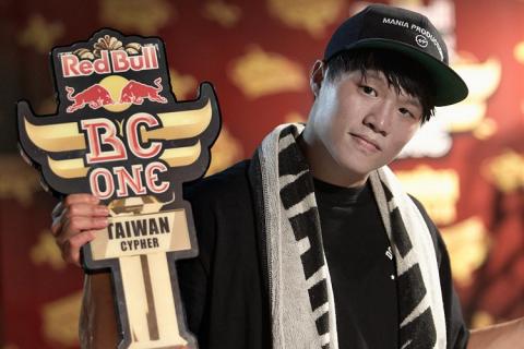 提供翻译u服務的專家陳嘉信/ sin