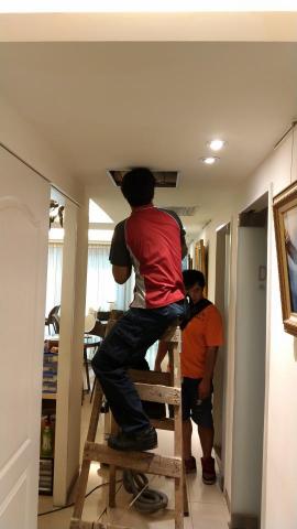 馬上到工程 - 檢修吊隱式室內機冷氣機