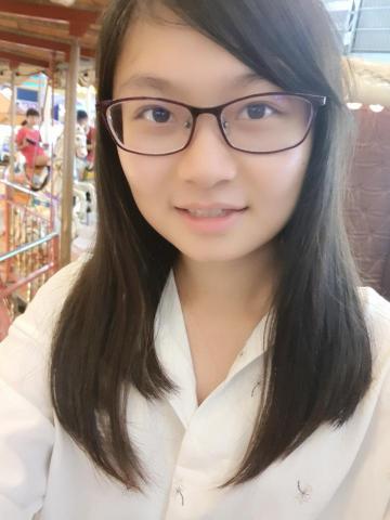 提供打字排版服務的專家曹育華