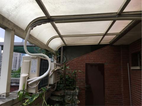 安心  水電工程行 - 外機 管槽 管線 多預留了一些 安心  水電工程行 - 外機 管槽 管線 多預留了一些
