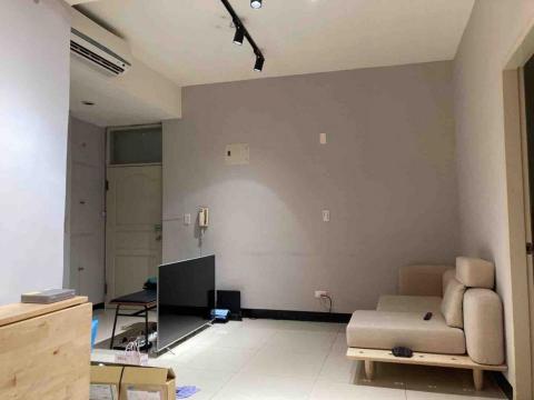 史丹利水電工務所 - 軌道燈！好配合的業主漂亮的家！