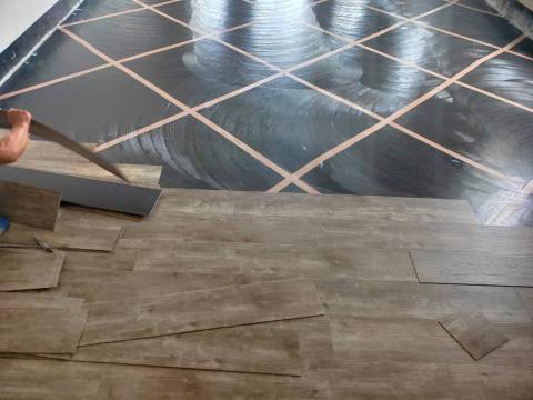 方圓裝潢行 - 底料+耐磨層50條 3.0mm高嶺土塑膠地板