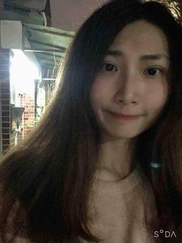 提供互動率服務的專家Charlie